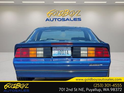 Used 1987 Chevrolet Camaro Z28 RWD image 5