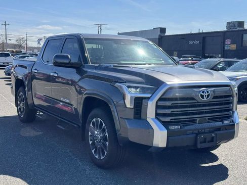 Used 2023 Toyota Tundra Limited AWD/4WD image 2