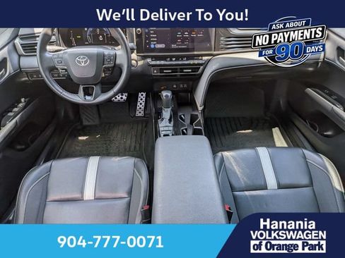 Used 2025 Toyota Camry SE w/ Multimedia Upgrade Package FWD image 17