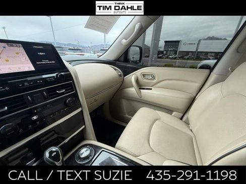 Used 2023 INFINITI QX80 Luxe w/ Cargo Package AWD/4WD image 12