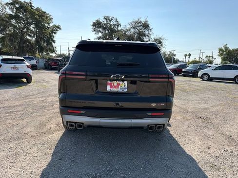 New 2026 Chevrolet Traverse Z71 w/ Driver Confidence Package AWD/4WD image 11