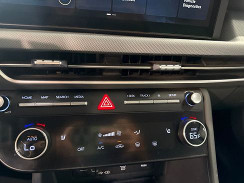 Used 2025 Hyundai Sonata SEL FWD image 27