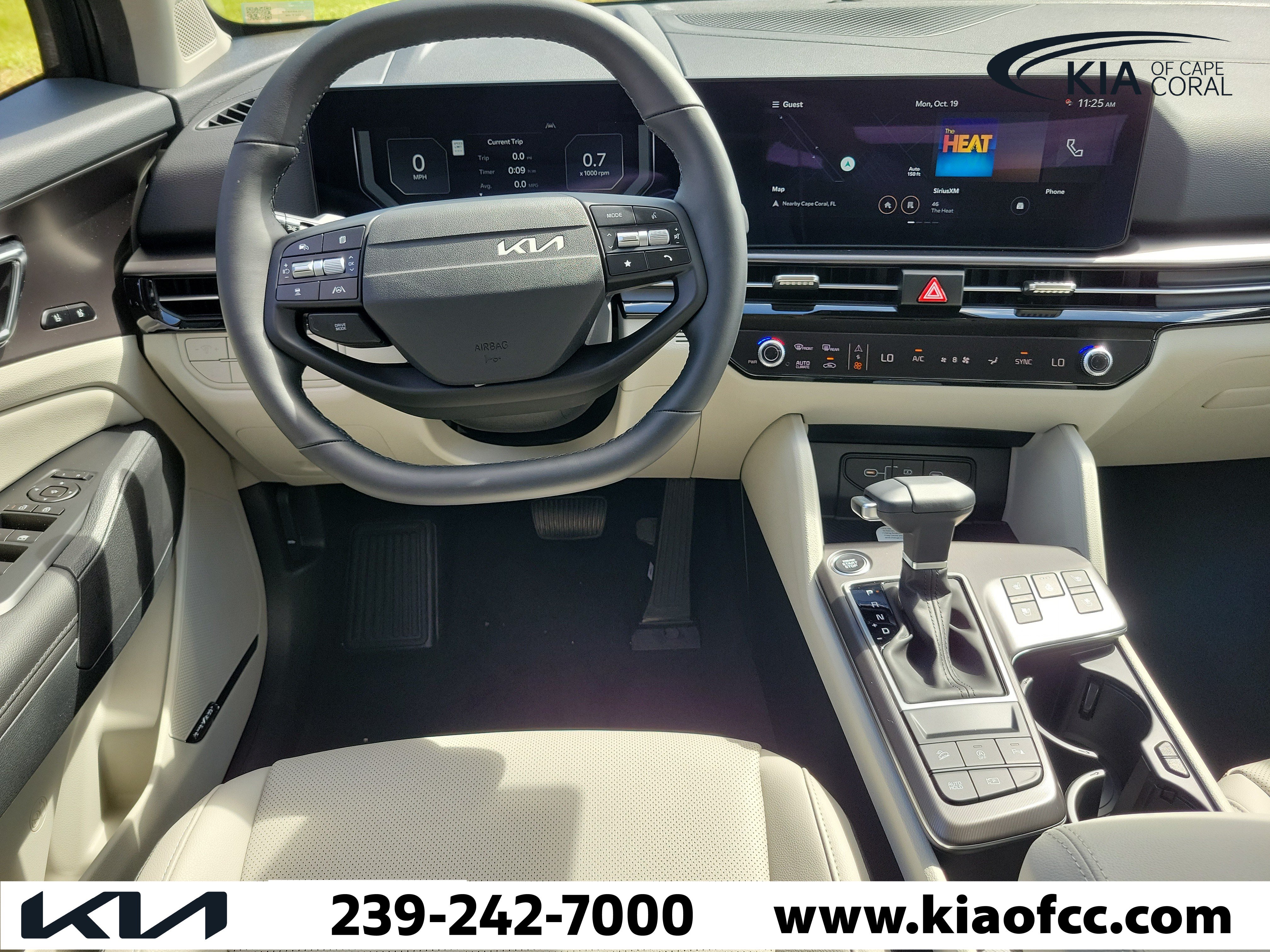 New 2027 Kia Sportage SX FWD image 16