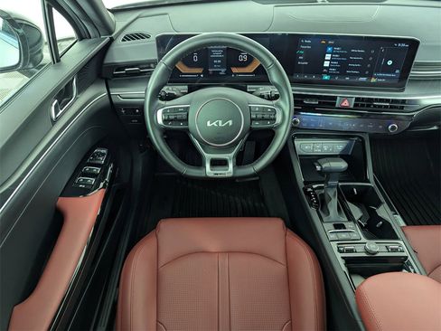 Used 2025 Kia K5 GT-Line w/ GT-Line Premium Package image 14