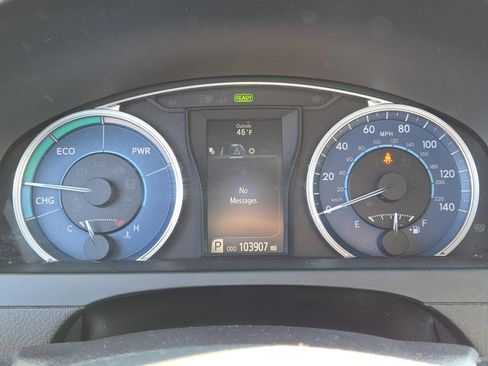 Used 2017 Toyota Camry LE image 30