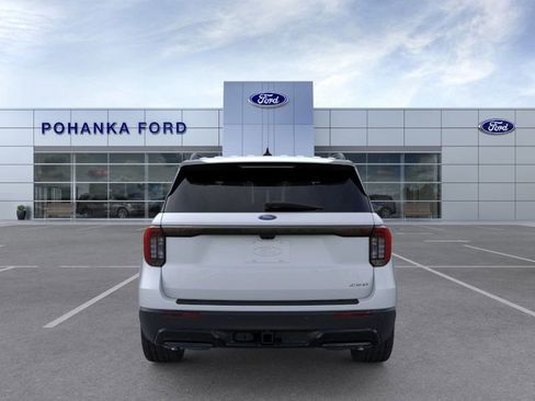 New 2026 Ford Explorer ST-Line w/ ST-Line Street Pack AWD/4WD image 5