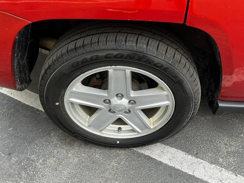 Used 2008 Jeep Compass Sport AWD/4WD image 11