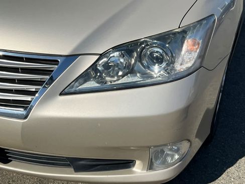 Used 2010 Lexus ES 350 FWD image 11