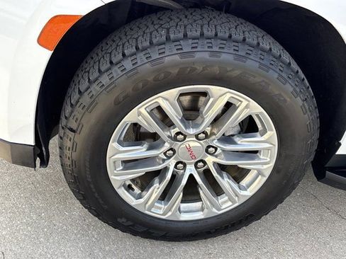 Used 2021 GMC Yukon SLT RWD image 14