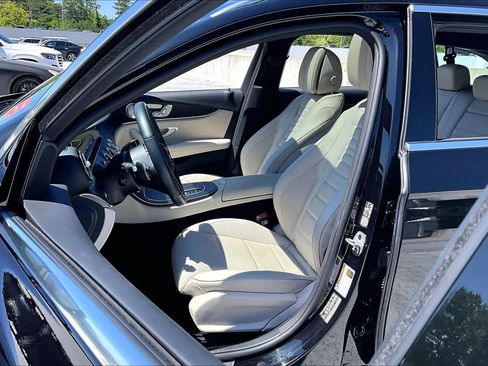 Used 2023 Mercedes-Benz E 450 4MATIC All-Terrain Wagon w/ Premium Package image 8