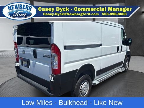 Used 2025 RAM ProMaster 2500 w/ U-Haul Equipment Group FWD image 5