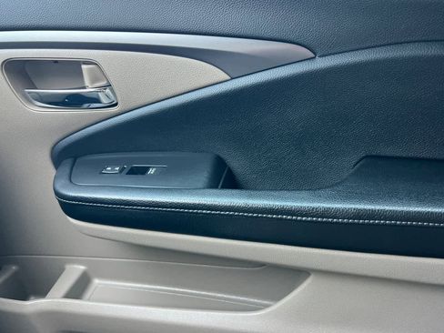 Used 2017 Honda Ridgeline RTL image 20