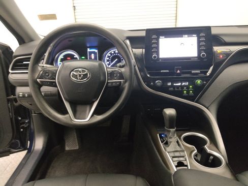 Used 2021 Toyota Camry LE FWD image 22