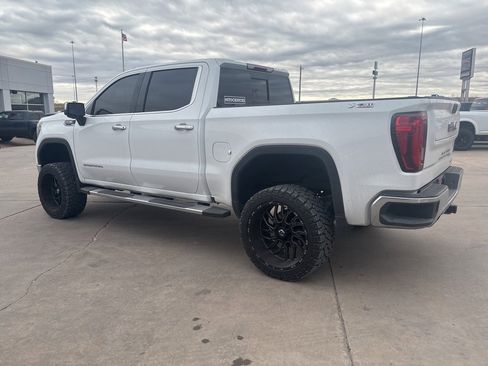 Used 2019 GMC Sierra 1500 SLT w/ SLT Premium Package image 4