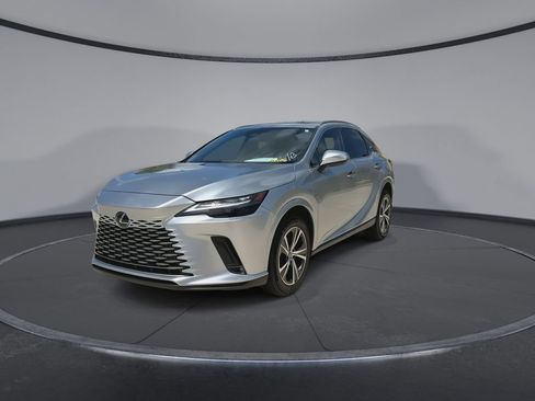 Used 2023 Lexus RX 350 Premium w/ Cold Area Package FWD image 4