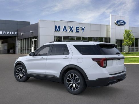 New 2026 Ford Explorer ST-Line AWD/4WD image 4