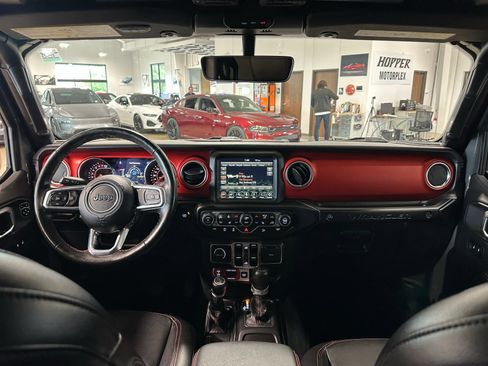 Used 2020 Jeep Wrangler Unlimited Rubicon AWD/4WD image 14