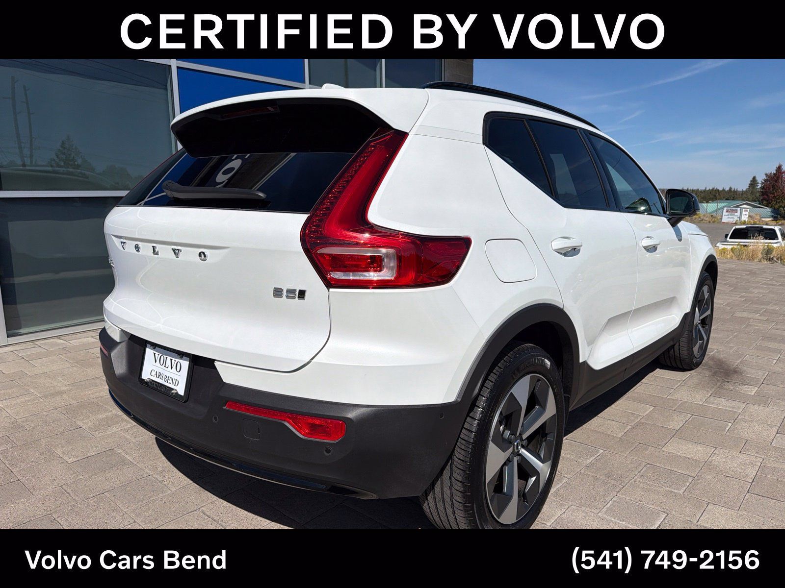 Used 2026 Volvo XC40 B5 Plus AWD/4WD image 7