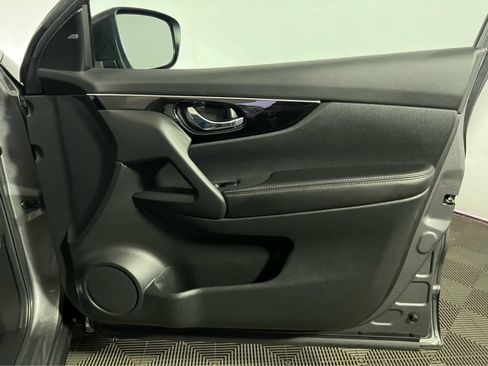 Certified 2019 Nissan Rogue Sport SL w/ Premium Package AWD/4WD image 30