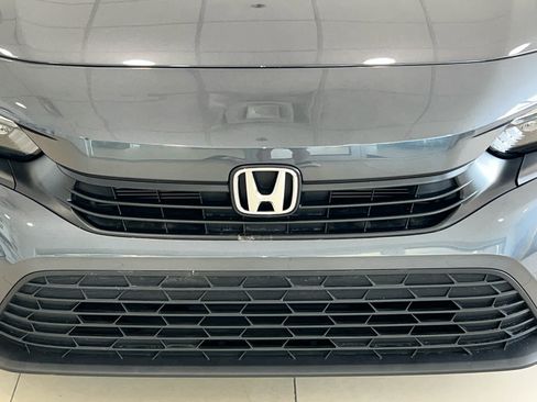 Used 2023 Honda Civic LX image 6