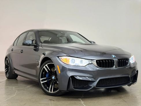 Used 2016 BMW M3 RWD image 2