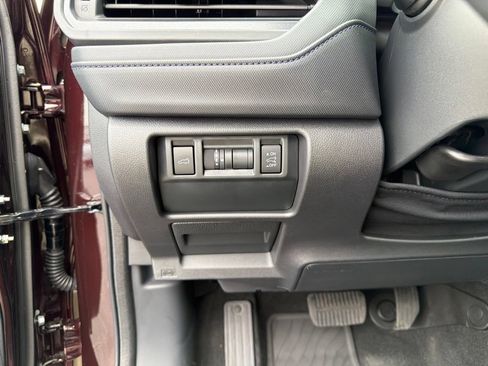 Used 2026 Subaru Forester Premium AWD/4WD image 26