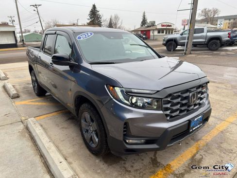 Used 2024 Honda Ridgeline TrailSport image 5