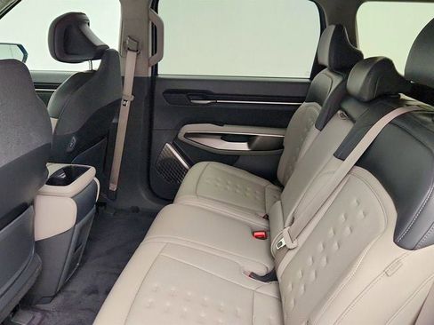 Used 2026 Kia EV9 Wind image 21