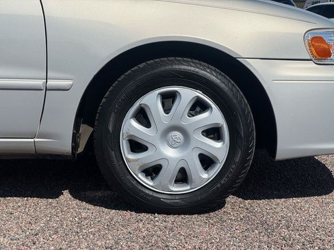 Used 2002 Toyota Corolla CE FWD image 16
