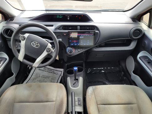 Used 2012 Toyota Prius C One FWD image 9
