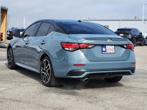 Used 2025 Nissan Sentra SR image 4