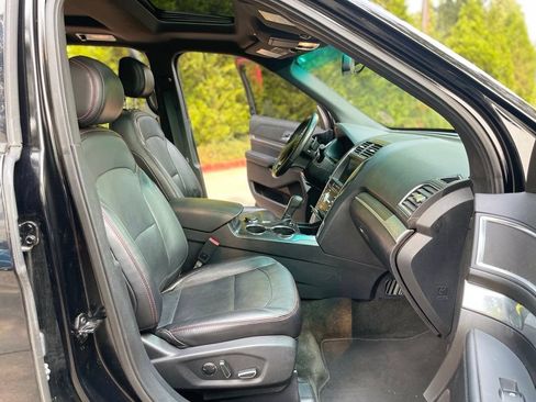 Used 2016 Ford Explorer Sport AWD/4WD image 23