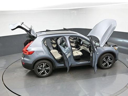 Used 2023 Volvo XC40 B5 Plus w/ Protection Package Premier AWD/4WD image 50
