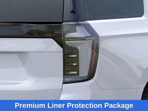 New 2026 Chevrolet Suburban High Country AWD/4WD image 12