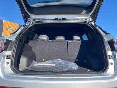 New 2026 Jeep Compass Latitude image 10