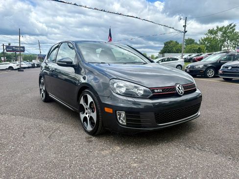 Used 2011 Volkswagen Golf 2-Door FWD image 7