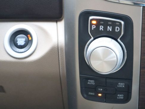 Used 2014 RAM 1500 Laramie w/ Convenience Group image 23