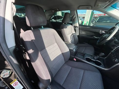 Used 2016 Toyota Camry LE FWD image 13