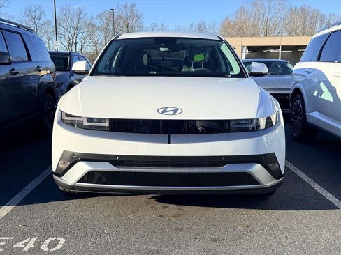 New 2026 Hyundai Ioniq 5 SE image 5