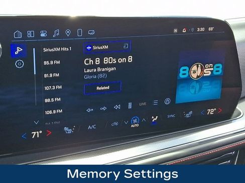 Used 2025 Chevrolet Suburban RST w/ Comfort Package AWD/4WD image 12