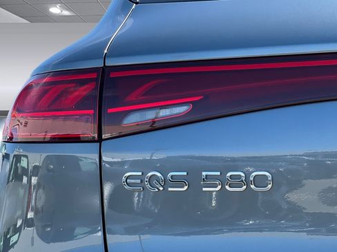 Used 2023 Mercedes-Benz EQS 580 4MATIC SUV image 30