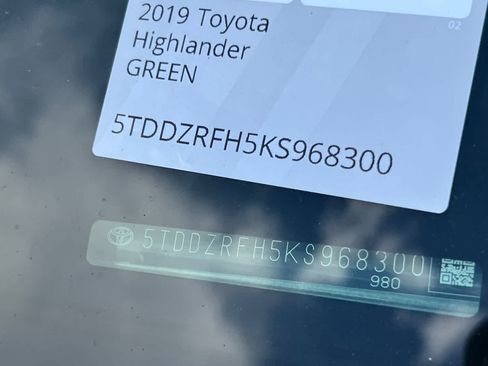 Used 2019 Toyota Highlander Limited AWD/4WD image 23