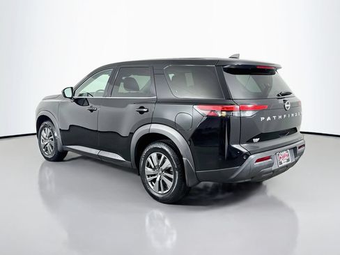 Used 2024 Nissan Pathfinder S FWD image 7