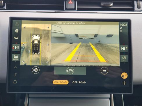 Certified 2025 Land Rover Range Rover Evoque S image 18