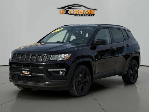 Used 2018 Jeep Compass Latitude w/ Popular Equipment Group image 2