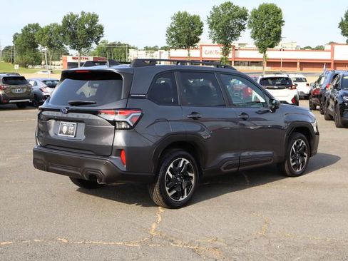 Certified 2025 Subaru Forester Limited w/ Popular Package #1 AWD/4WD image 8