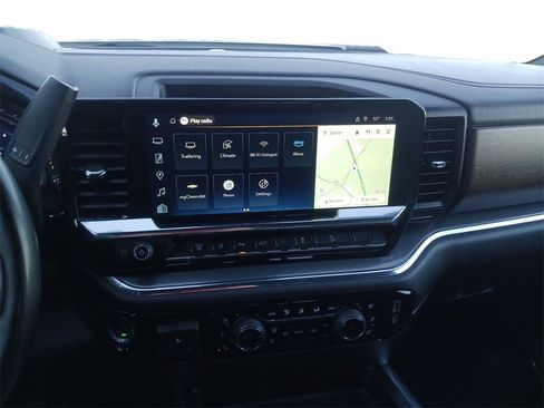 Used 2024 Chevrolet Silverado 3500 High Country w/ High Country Premium Package image 12