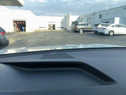 Used 2024 Volkswagen Taos S image 16