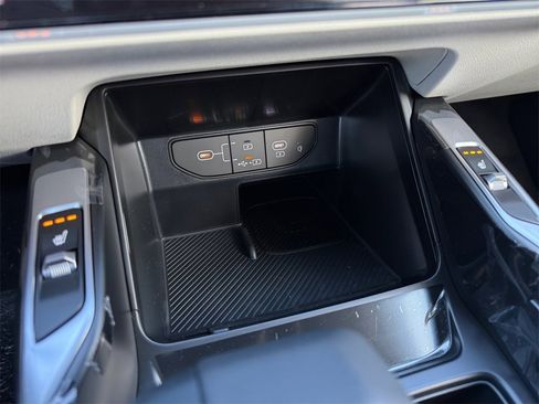 New 2025 Kia Sorento S w/ Panoramic Sunroof Package image 32