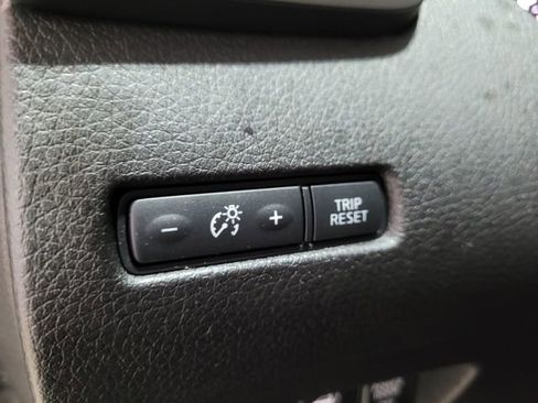 Used 2015 Nissan Rogue SL image 37